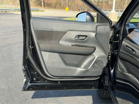 New 2026 Nissan Kicks S FWD image 18