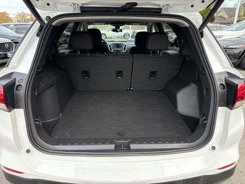 Used 2024 Chevrolet Equinox LT image 13