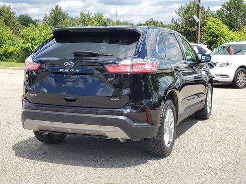 Certified 2024 Ford Edge SEL w/ Convenience Package AWD/4WD image 4
