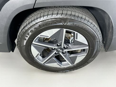 Used 2025 Hyundai Tucson SEL image 11