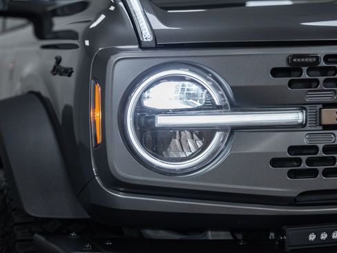 Certified 2024 Ford Bronco Badlands AWD/4WD image 11