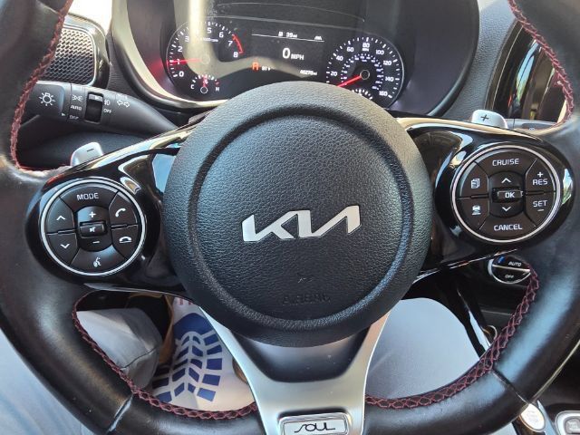 Used 2022 Kia Soul Turbo FWD image 10