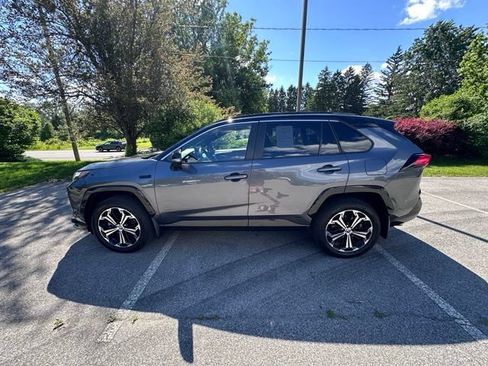 Used 2024 Toyota RAV4 XSE AWD/4WD image 6