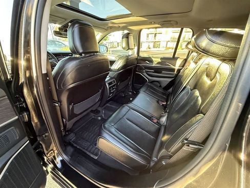 Used 2023 Jeep Grand Cherokee 4WD 4xe image 29