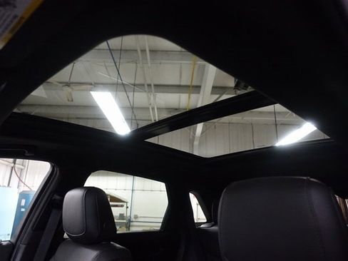 New 2025 Cadillac XT5 Premium Luxury w/ LPO, Floor Liner Package image 18