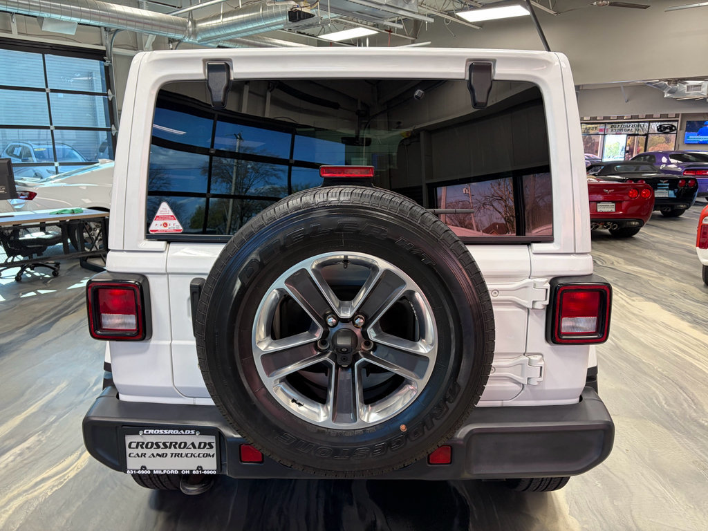 Used 2018 Jeep Wrangler Unlimited Sahara w/ Uconnect 4C Nav & Sound Group AWD/4WD image 30