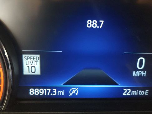 Used 2020 Ford Explorer Limited image 12