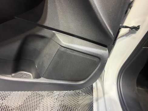 Certified 2023 Nissan Sentra SV FWD image 27
