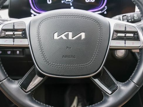 Used 2025 Kia Telluride S image 30