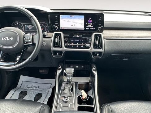 Used 2022 Kia Sorento S AWD/4WD image 11