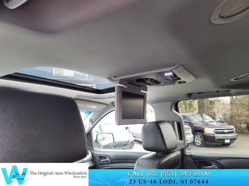 Used 2017 Chevrolet Tahoe LT w/ LT Signature Package image 16