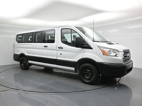 Certified 2019 Ford Transit 350 XLT RWD image 25