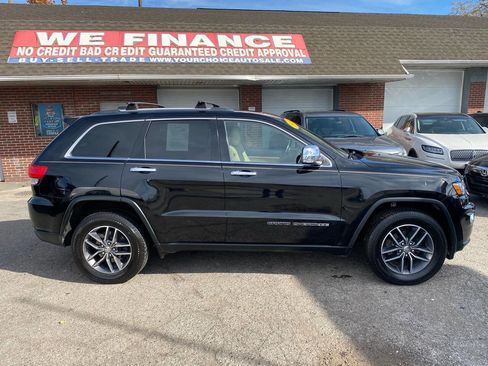 Used 2017 Jeep Grand Cherokee Limited image 6