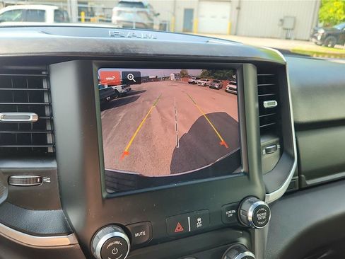 Used 2024 RAM 2500 Big Horn AWD/4WD image 29