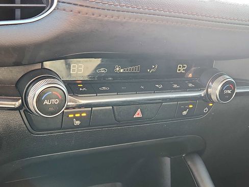 Used 2024 MAZDA MAZDA3 s image 16
