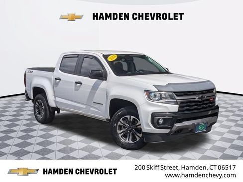 Used 2022 Chevrolet Colorado Z71 w/ Safety Package AWD/4WD image 1