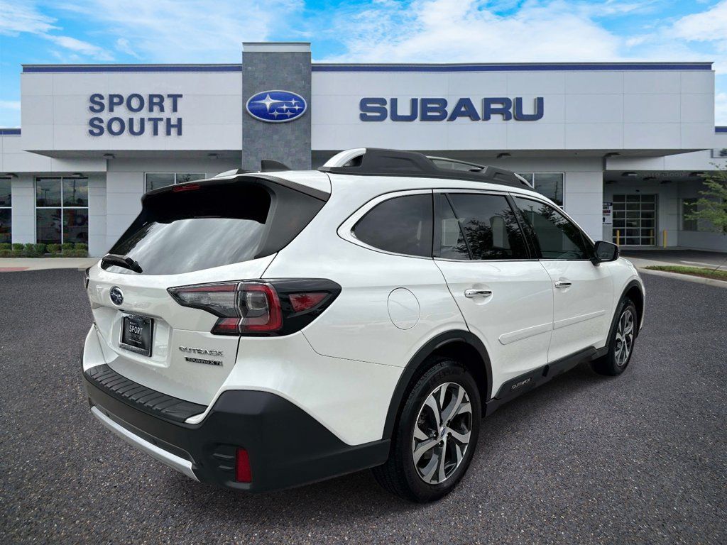 Used 2022 Subaru Outback Touring XT AWD/4WD image 3