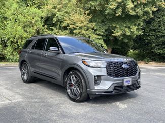 Used 2025 Ford Explorer ST-Line w/ Premium Package RWD video 2