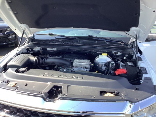 Used 2023 RAM 1500 Big Horn AWD/4WD image 47