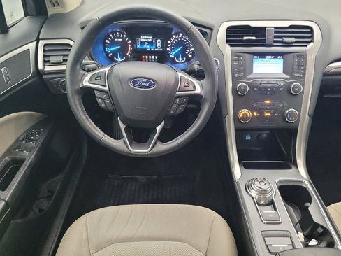 Used 2020 Ford Fusion S FWD image 22