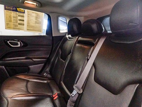 Used 2022 Jeep Compass Trailhawk w/ Trailhawk Elite Group image 21