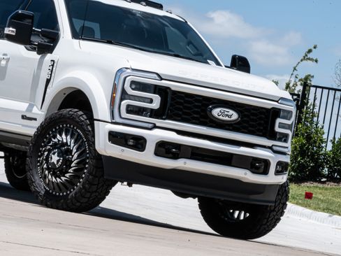 Used 2025 Ford F450 Platinum AWD/4WD image 48