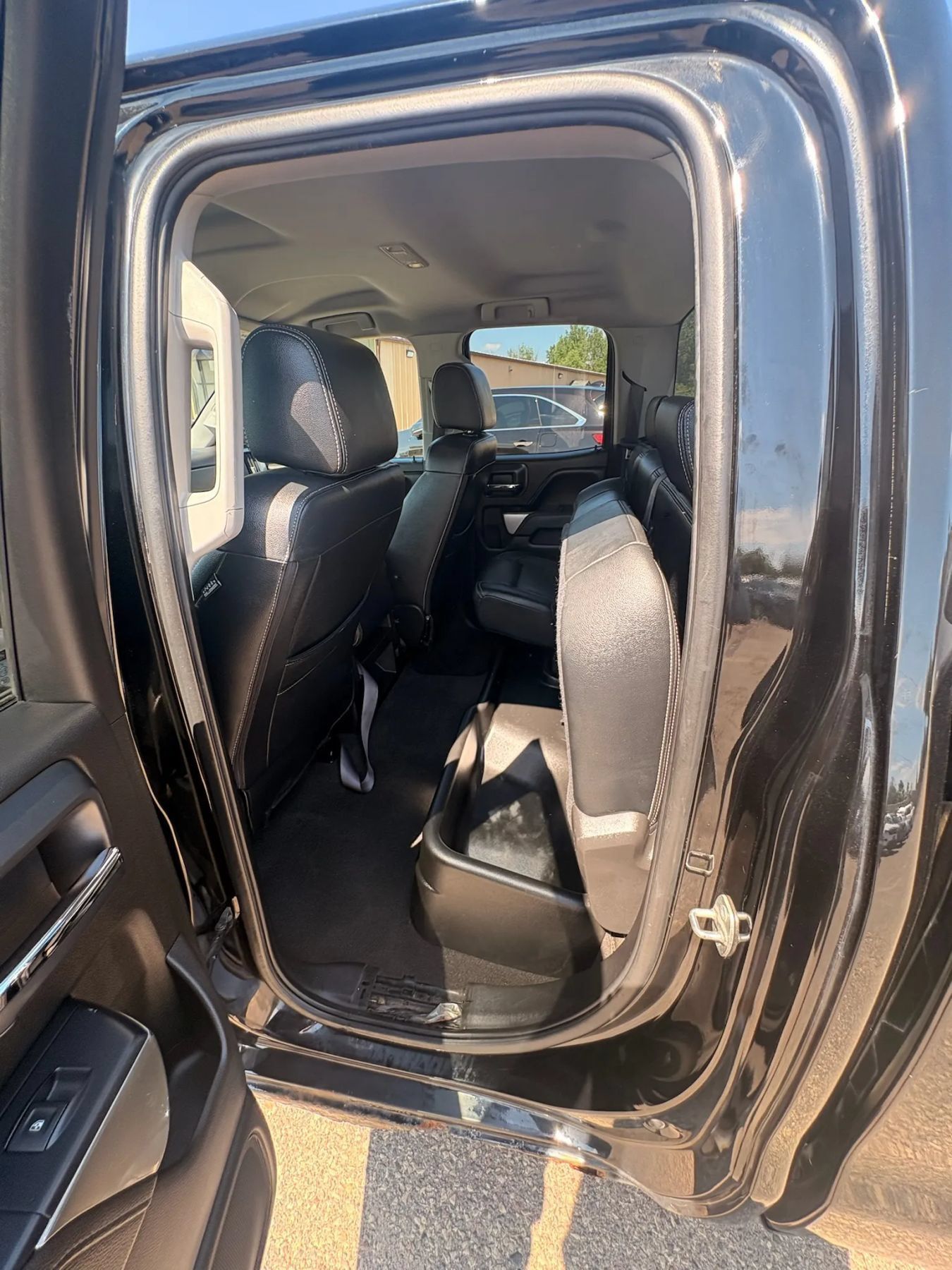 Used 2017 Chevrolet Silverado 1500 LT w/ All Star Edition AWD/4WD image 36