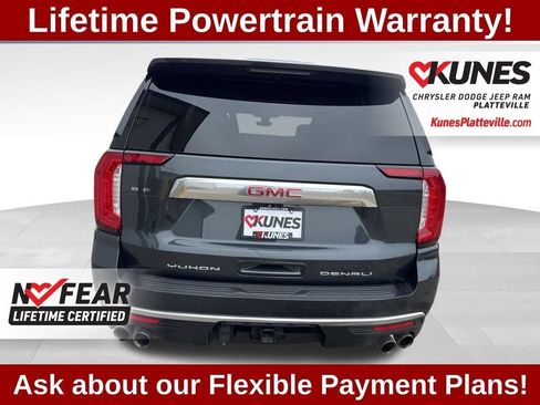 Used 2021 GMC Yukon Denali w/ Denali Premium Package AWD/4WD image 9