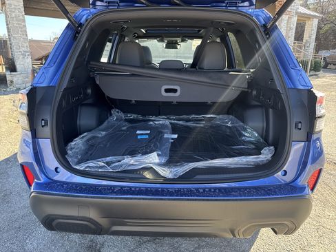 New 2025 Subaru Forester Premium image 31