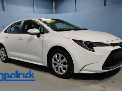 Used 2025 Toyota Corolla LE
