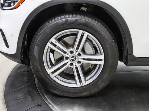 Certified 2022 Mercedes-Benz GLC 300 image 9