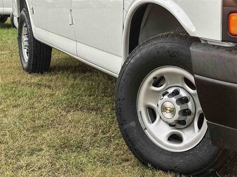New 2025 Chevrolet Express 2500 w/ Driver Convenience Package image 2