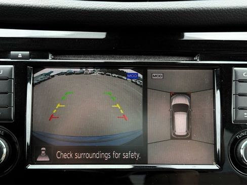 Used 2020 Nissan Rogue SL image 50