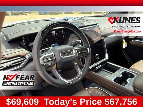New 2026 GMC Acadia Denali Ultimate w/ LPO, Floor Liner Package AWD/4WD image 30