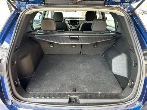 Used 2022 Chevrolet Equinox LS image 16