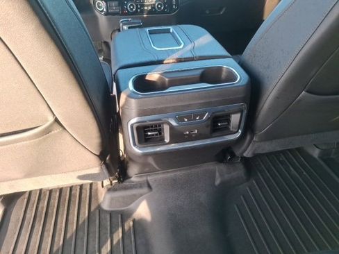 Used 2022 Chevrolet Silverado 1500 High Country image 11