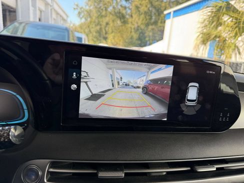 Used 2025 Hyundai Palisade SEL FWD image 32