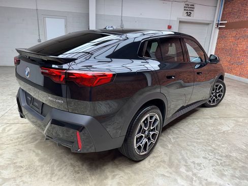 Used 2026 BMW X2 xDrive28i AWD/4WD image 5