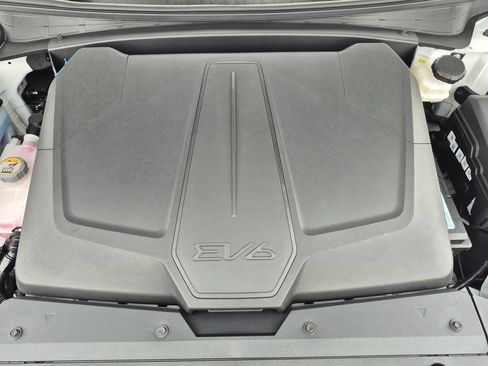 New 2026 Kia EV6 Wind AWD/4WD image 16
