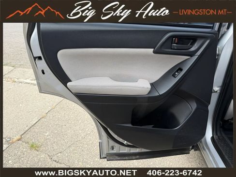 Used 2015 Subaru Forester 2.5i w/ Alloy Wheel Package AWD/4WD image 16