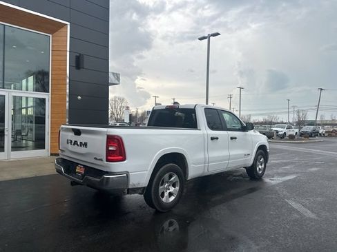 Used 2025 RAM 1500 Big Horn AWD/4WD image 11