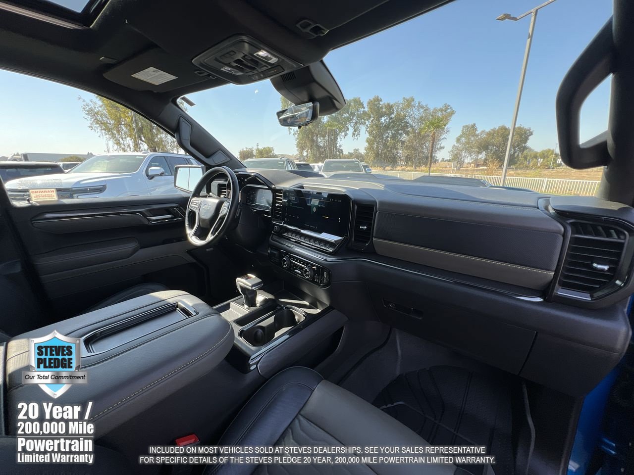 Used 2022 Chevrolet Silverado 1500 ZR2 w/ Technology Package AWD/4WD image 34