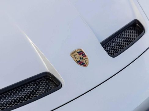 Certified 2022 Porsche 911 GT3 image 93