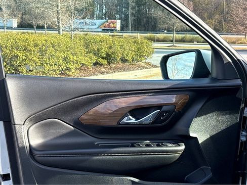 Used 2020 GMC Terrain SLE image 7