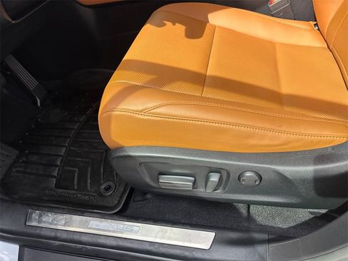 Used 2022 Lexus RX 350L FWD w/ Premium Package image 27