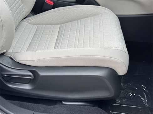 New 2026 Honda HR-V LX image 11