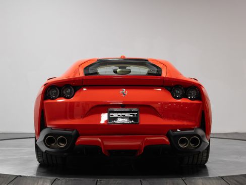 Used 2018 Ferrari 812 Superfast image 55