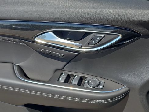 Used 2025 Buick Envision Preferred AWD/4WD image 30