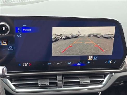 New 2026 Chevrolet Equinox EV LT image 22