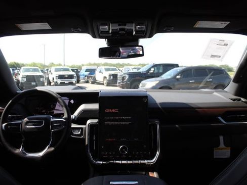 New 2026 GMC Yukon Denali AWD/4WD image 12